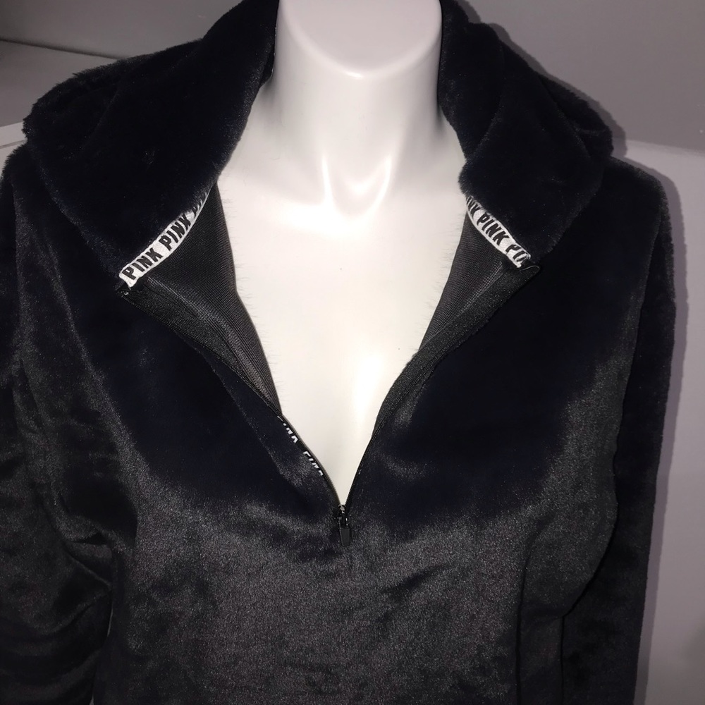 NWT PINK Black Long Sleeve Sweatshirt